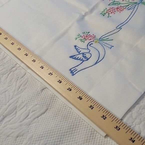Vintage Hand embroidery cotton poly pillowcases, - Picture 3 of 7